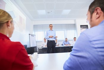<p>Sprechen Sie uns gern auf Ihre Schulungswünsche an.</p>