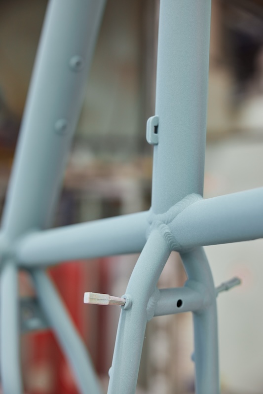 Die Langlebigkeit der Produkte ist fest im PUKY-Selbstverständnis verankert. Die Fahrzeugrahmen aus Aluminium und Stahl werden daher mit besonders witterungsbeständigen, farbtonstabilen und stoßfesten Pulverlack-Oberflächen ausgeführt.&nbsp; Universal-Polyesterpulver 5940 von Brillux Industrielack erfüllt die hohen Qualitätskriterien.